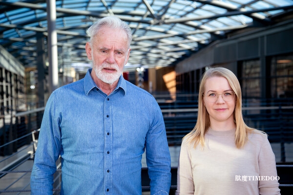 Kari Stefansson CEO of deCODE genetics and senior author on the paper in Nature Genetics, with Erna V. Ivarsdottir scientists at deCODE genetics and first author. 發(fā)現(xiàn)六個新基因的癌癥風(fēng)險(xiǎn)關(guān)聯(lián)-肽度TIMEDOO